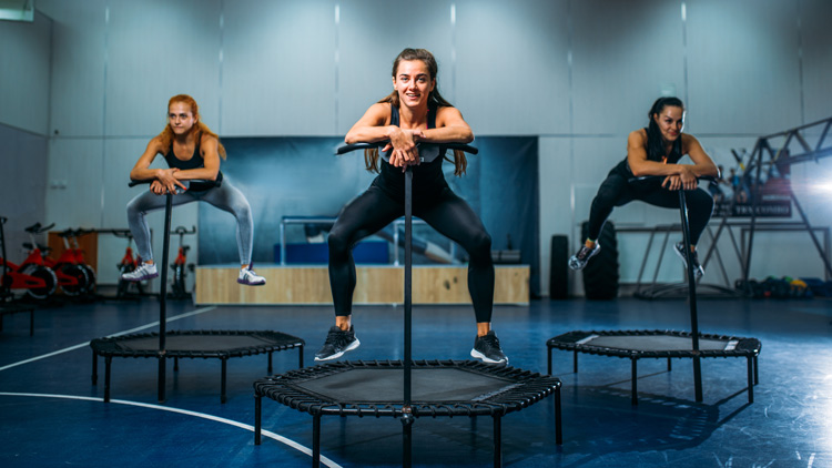 Fit durch Jumping - Übungen fürs Trampolin Fit durch Jumping - Titelbild